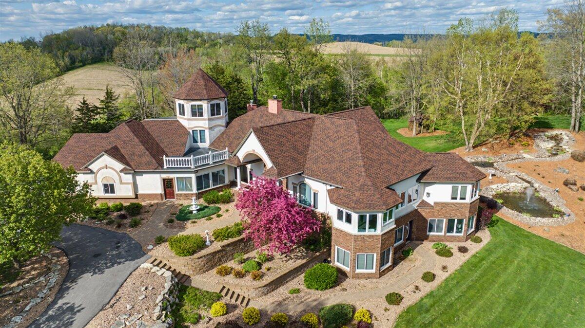 N2487 Nuttleman Road Barre, WI 54601 - Photo 1 of 91 007-123055982