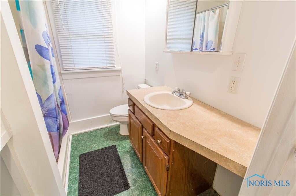 5655 Chippewa Road Toledo, OH 43613 - Photo 18 of 34 Gallery Image 18
