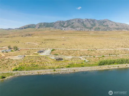 $109,000 | 8 Boulder Loop, Pateros, WA 98846