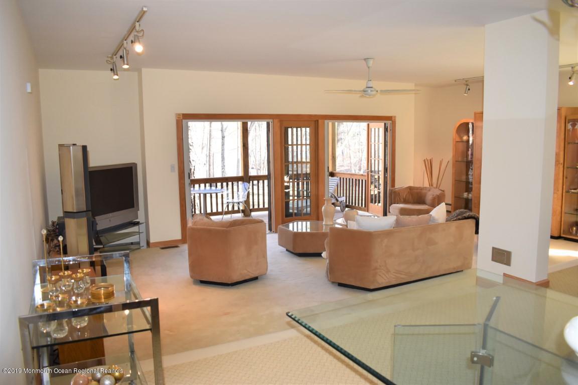 1422 Reed Road Cream Ridge, NJ 08514 - Photo 14 of 35 LR_7