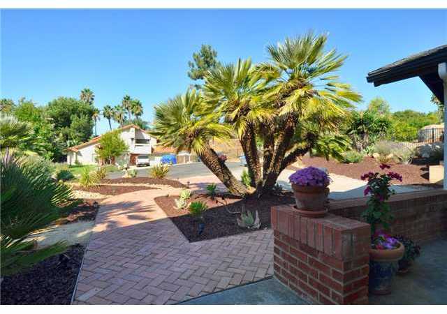 17219 Boca Raton Lane Poway, CA 92064 - Photo 3 of 24 Gallery Image 3