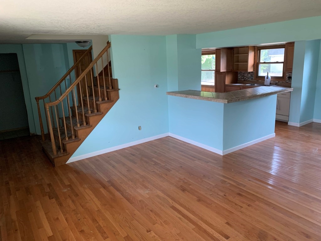 11920 Hoagland Road Hoagland, IN 46745 - Photo 4 of 23