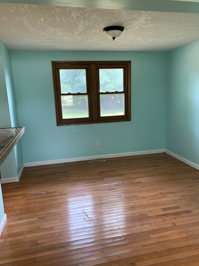11920 Hoagland Road Hoagland, IN 46745 - Photo 6 of 23