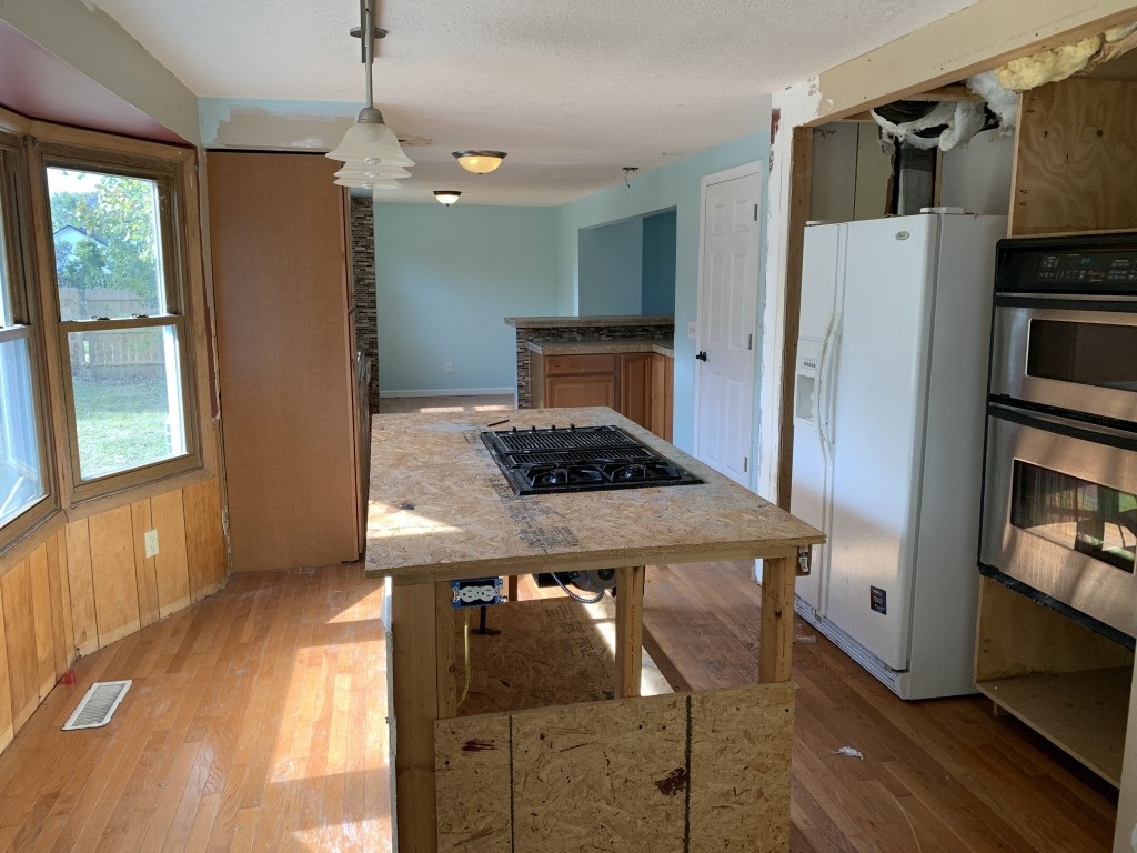 11920 Hoagland Road Hoagland, IN 46745 - Photo 8 of 23