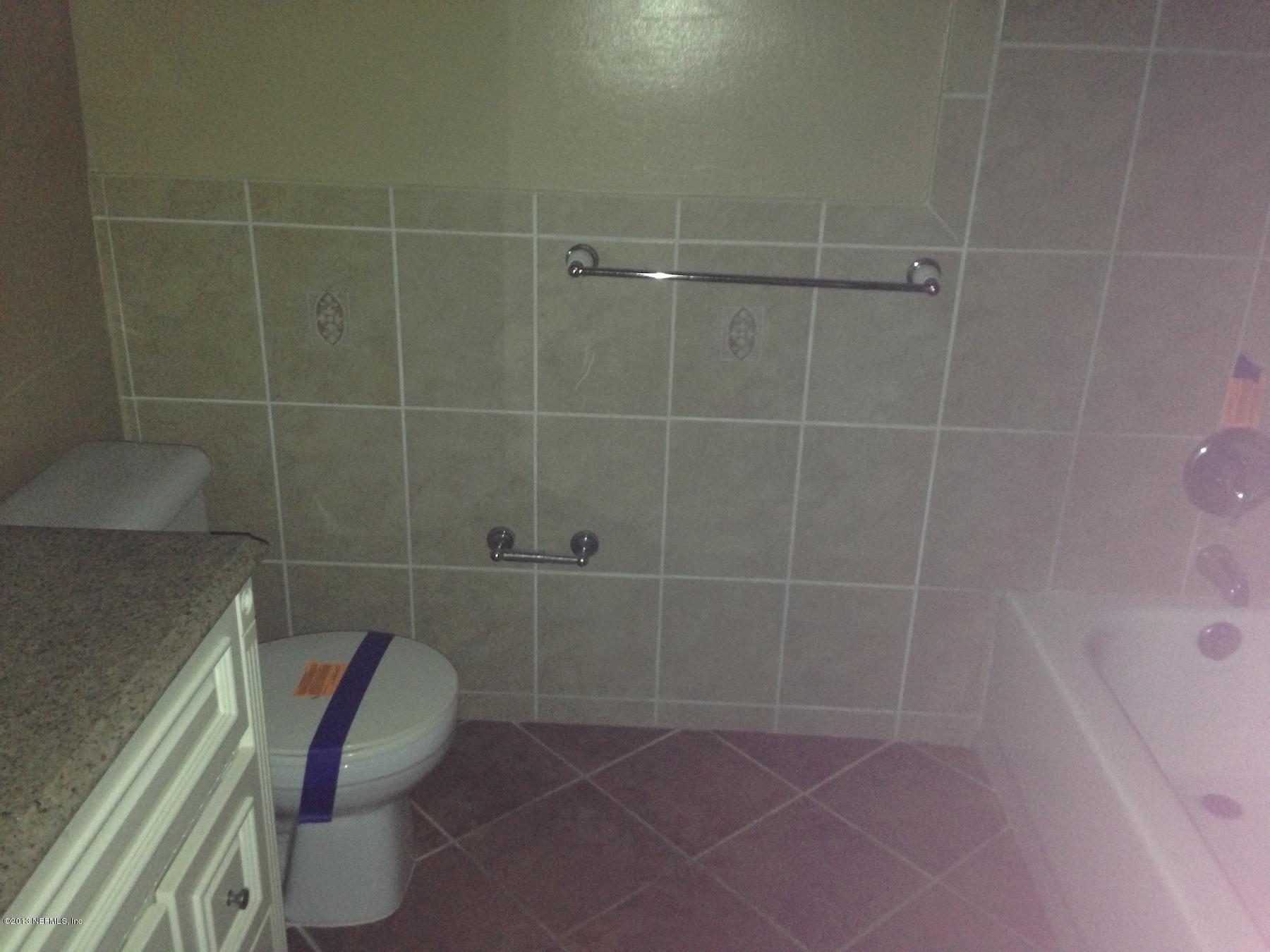 3995 Cross Creek Road Jacksonville, FL 32277 - Photo 3 of 9 BATHROOM