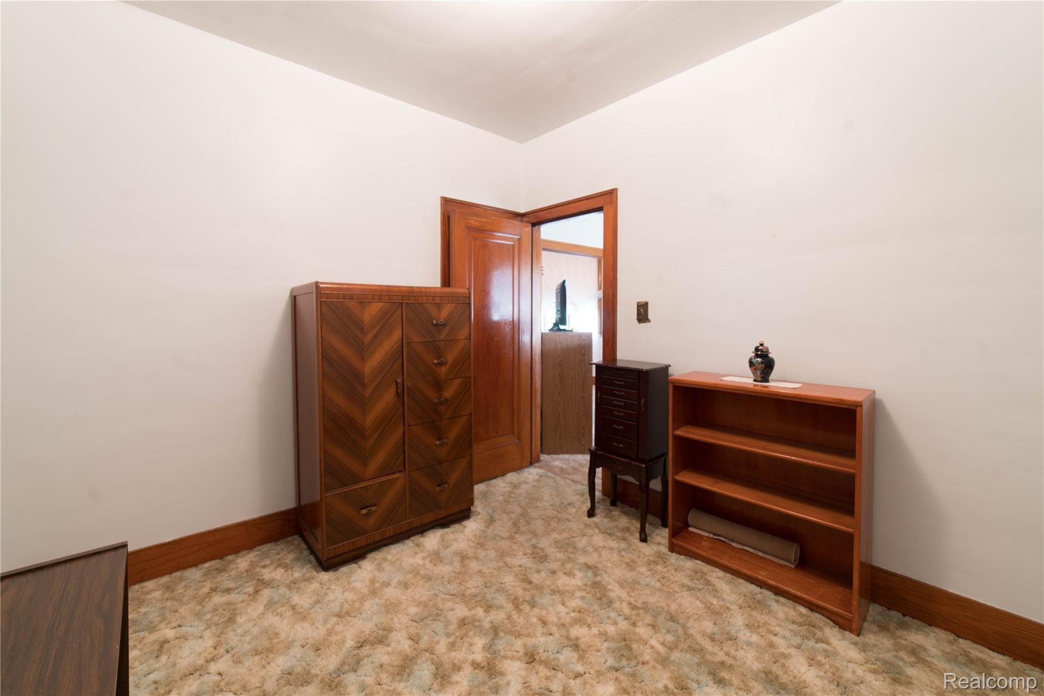 17178 Ryan Road Hamtramck, MI 48212 - Photo 17 of 25 777586A6-A083-4E50-99C2-341540254F03.jpeg