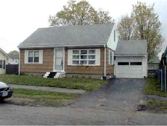 44 Autumn Street Rochester, NH 03868 - Photo 1 of 1