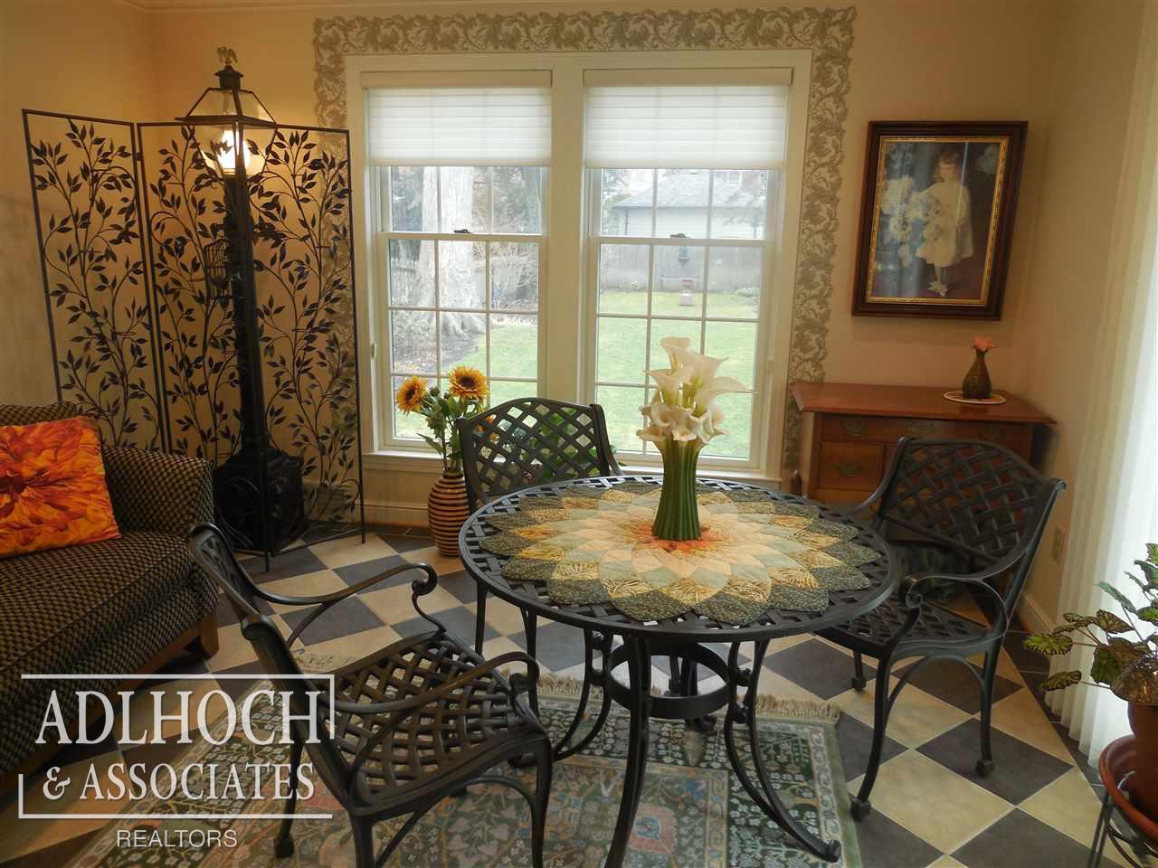 172 Moran Road Grosse Pointe Farms, MI 48236 - Photo 5 of 30