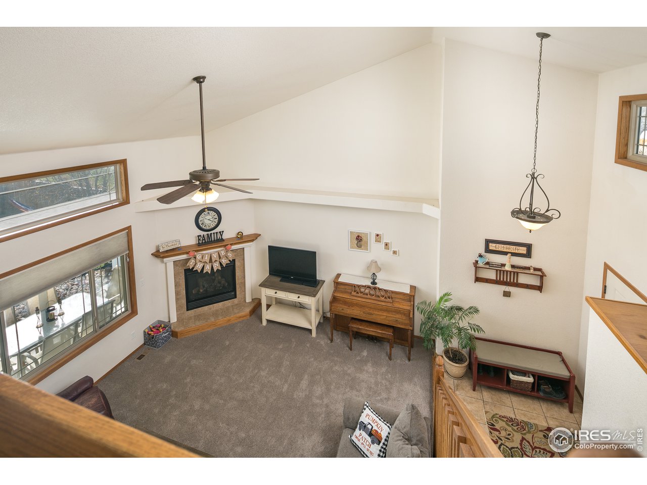 7306 23rd St Road Greeley, CO 80634 - Photo 11 of 40 High Ceilings