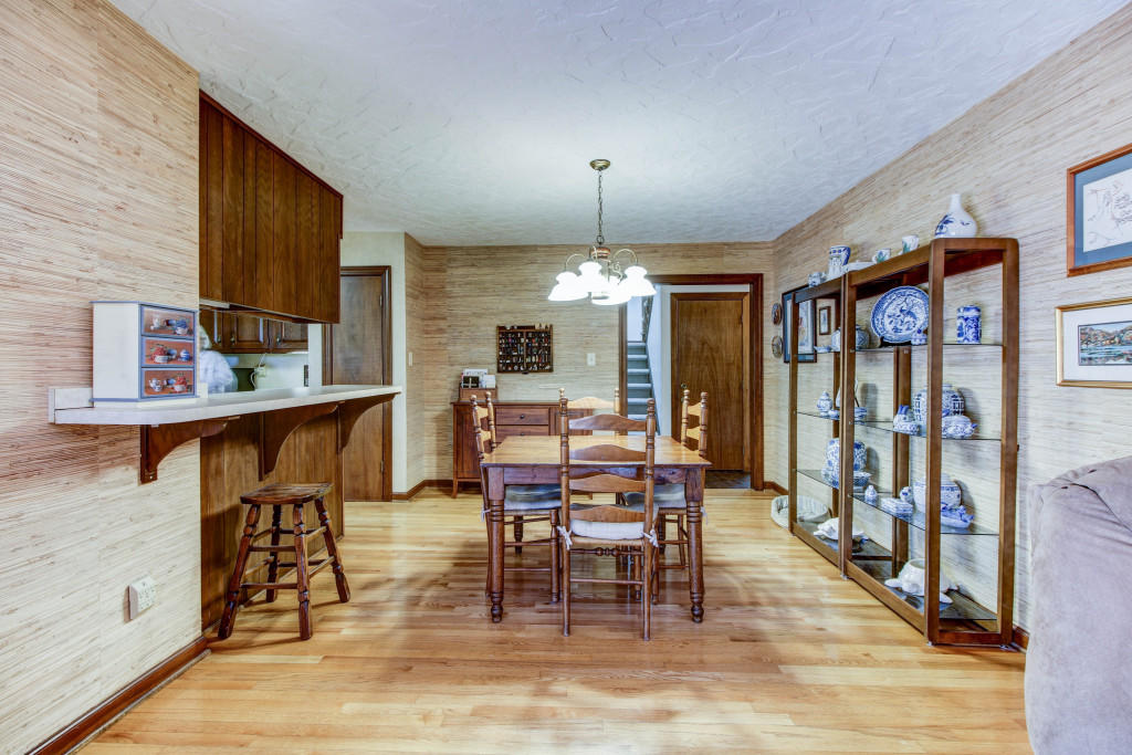 2658 Turnberry Road Salem, VA 24153 - Photo 20 of 46 017-233761-_MG_4313_4_5_5126866