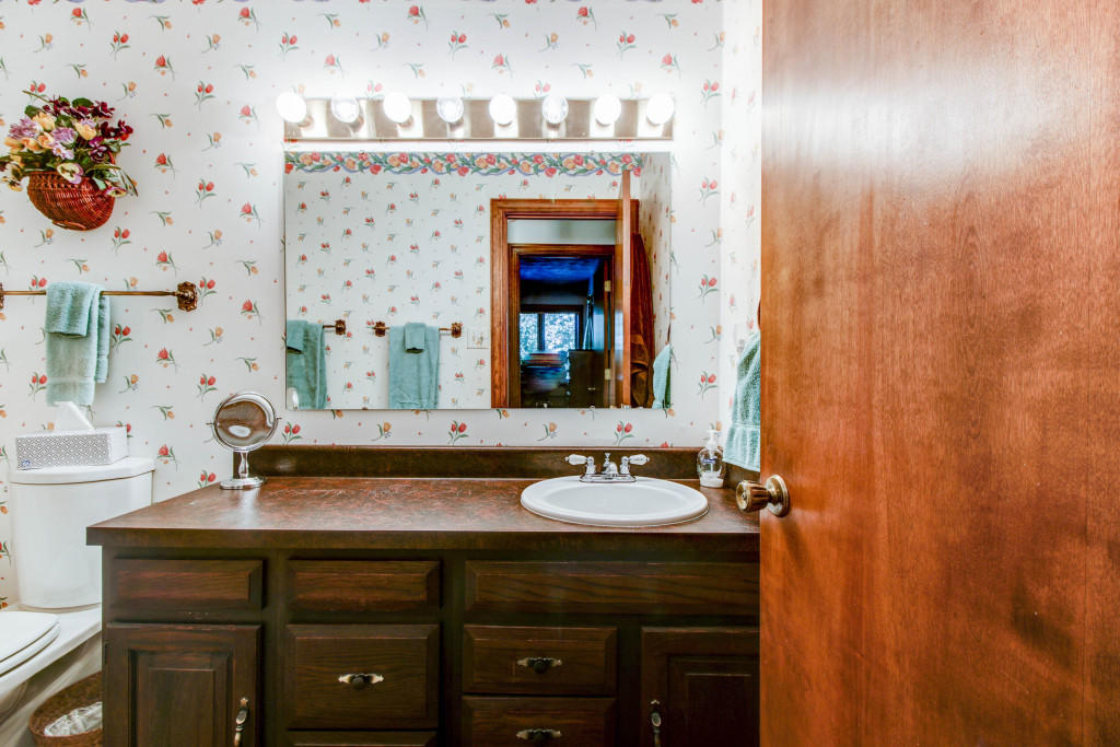 2658 Turnberry Road Salem, VA 24153 - Photo 23 of 46 020-233761-_MG_4331_2_3_5126877