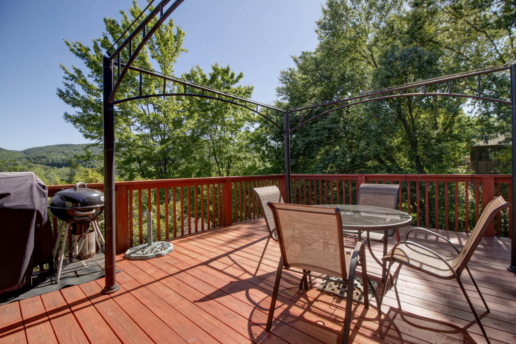 2658 Turnberry Road Salem, VA 24153 - Photo 44 of 46 041-233761-_MG_4403_4_5_5126947