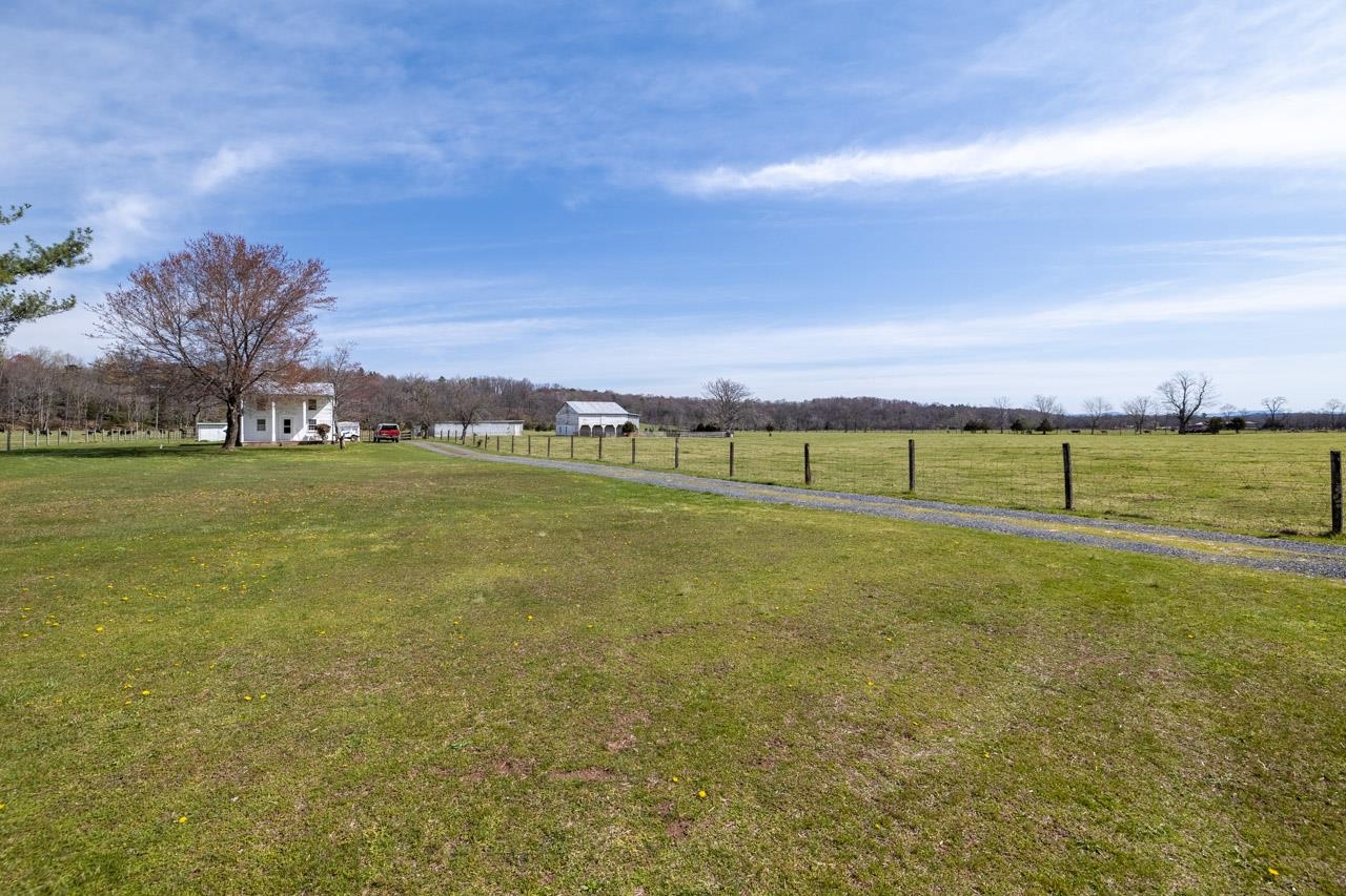 512 North River Road Mount Solon, VA 22843 - Photo 10 of 38