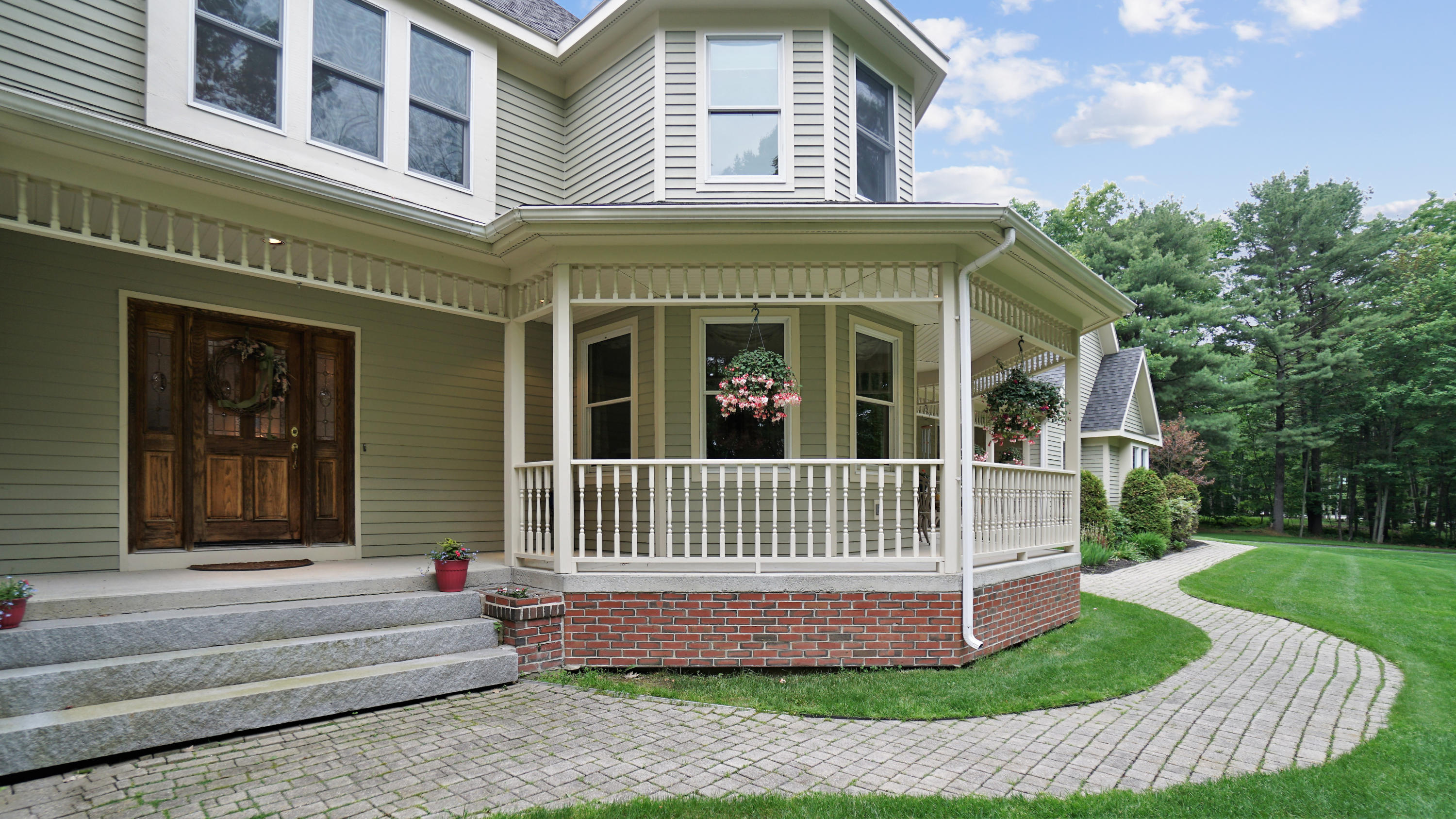12 Pond Ridge Drive Lewiston, ME 04240 - Photo 65 of 69 Detail of Front Entry