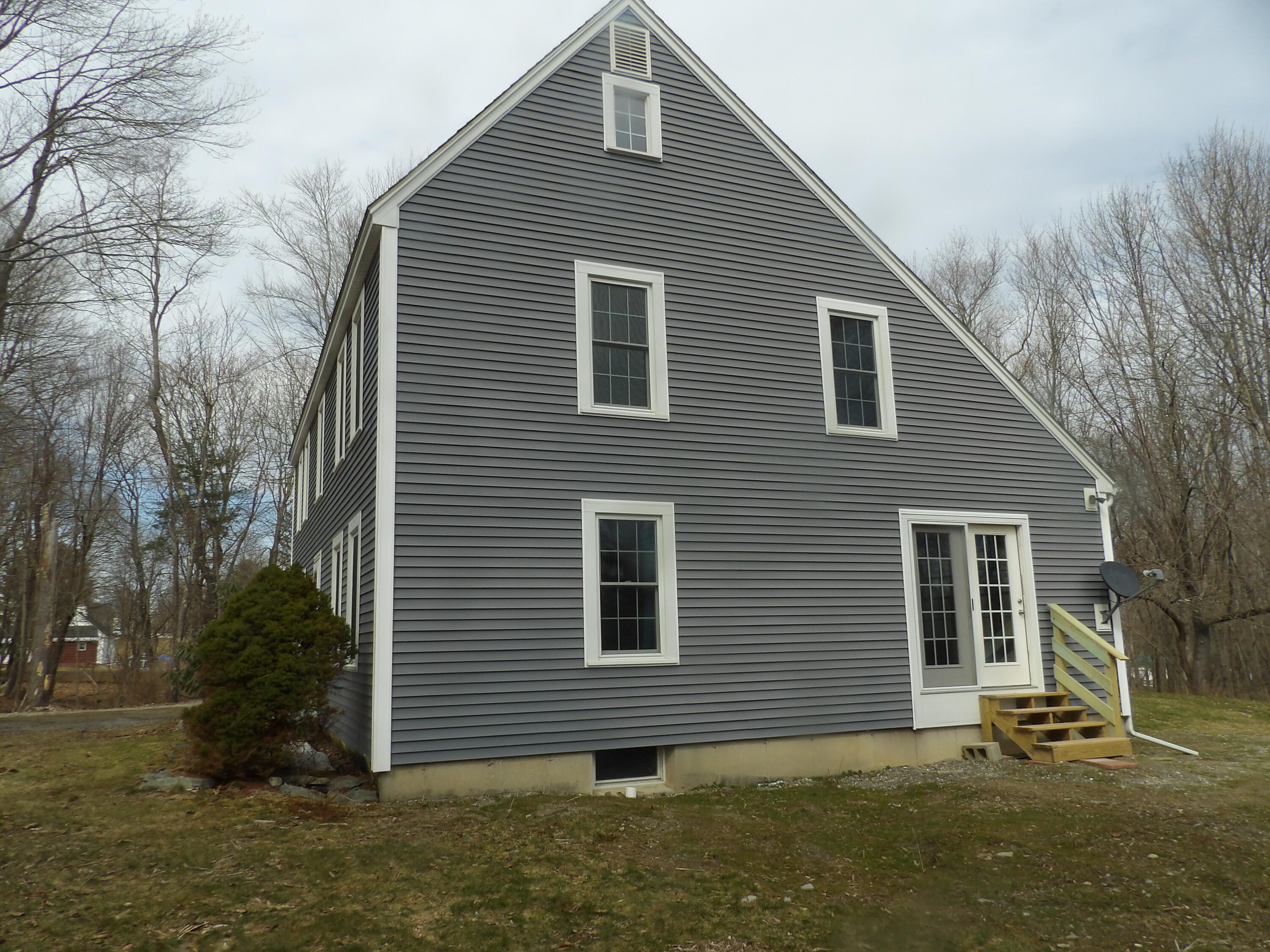 151 Main Road South Hampden, ME 04444 - Photo 4 of 22 100_0785