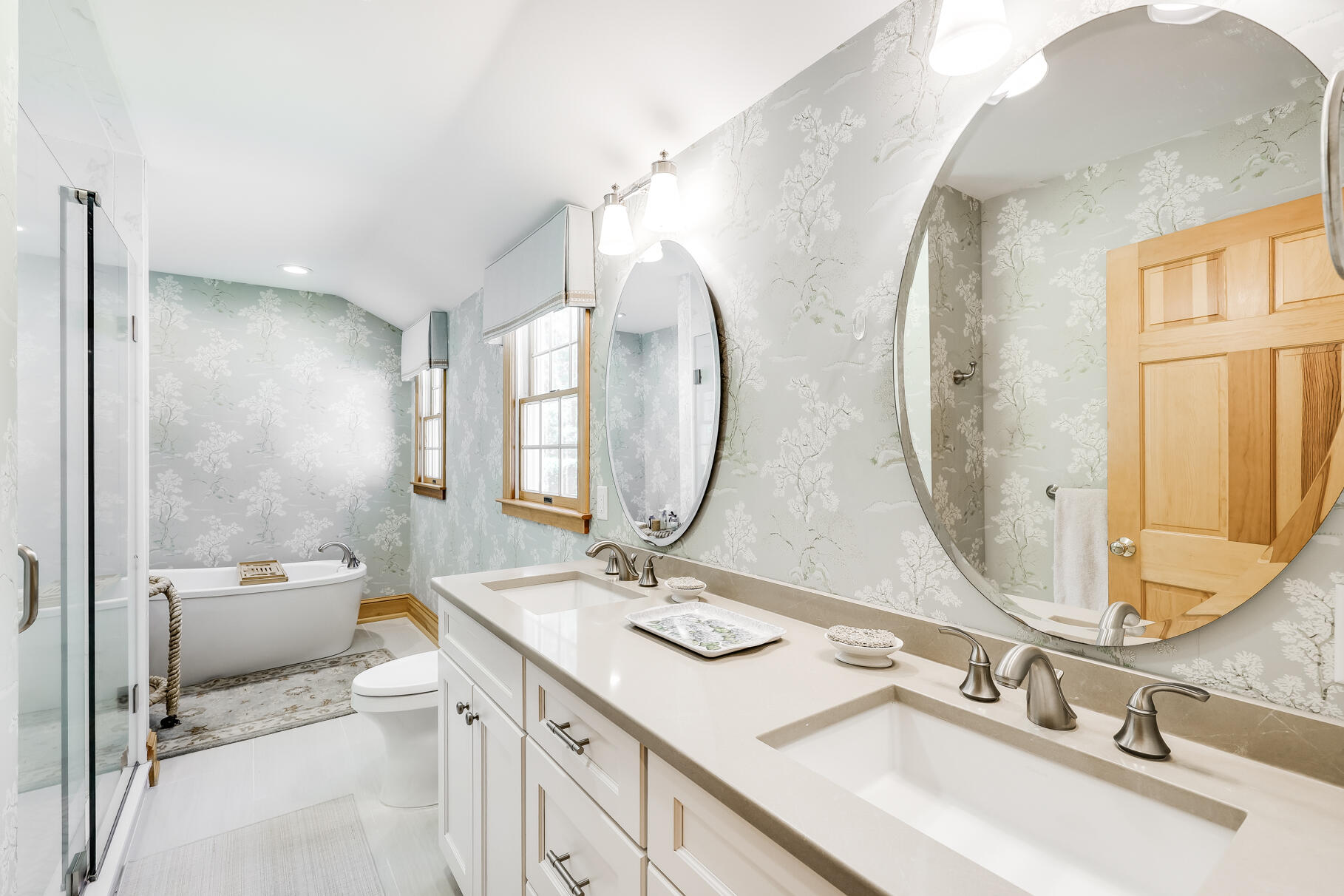 74-75 Viking Road Orleans, MA 02653 - Photo 23 of 69 a bathroom with a double vanity sink mirror and bathtub