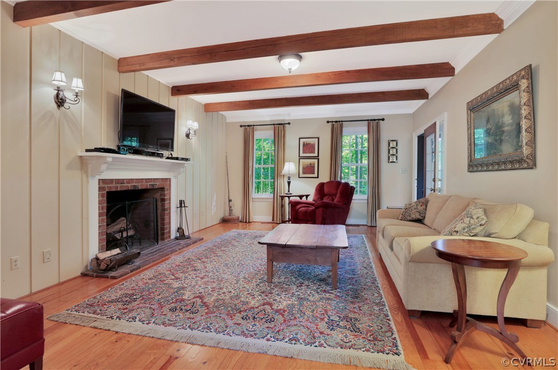 14600 Benefice Ridge Chesterfield, VA 23838 - Photo 11 of 37 Spacious family room with pine wood flooring, wood