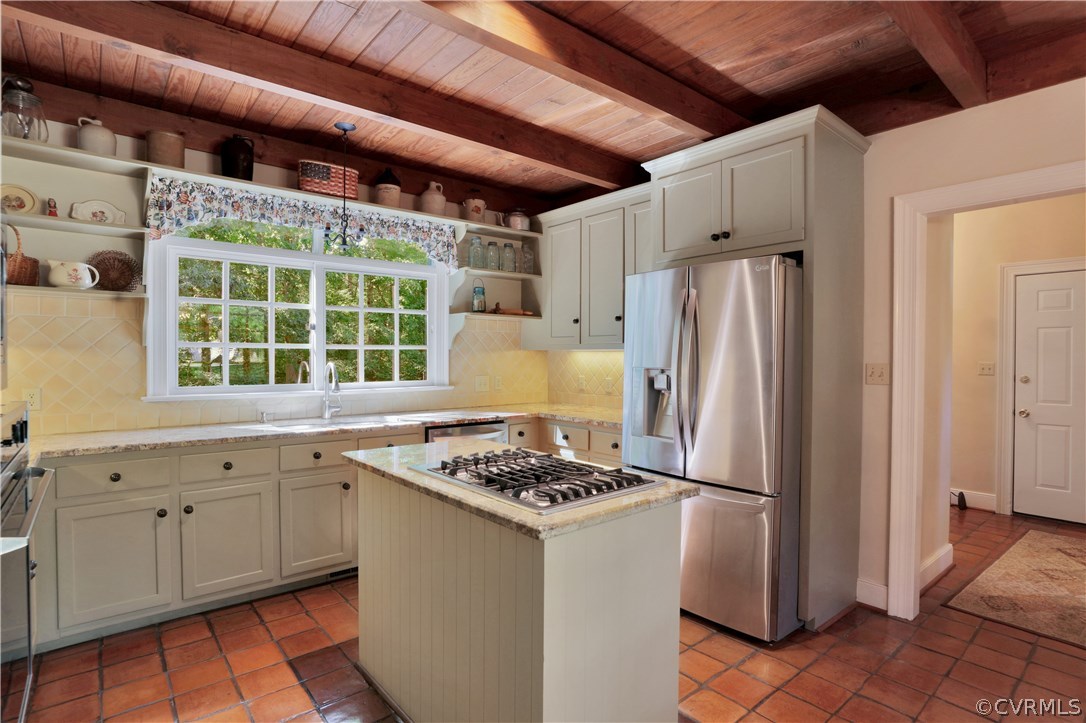 14600 Benefice Ridge Chesterfield, VA 23838 - Photo 16 of 37 Kitchen with terracotta tile floor, reproduction c