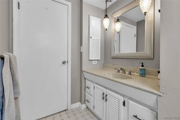 $229,900 | 72 Marquette Avenue, Tonawanda, NY 14217