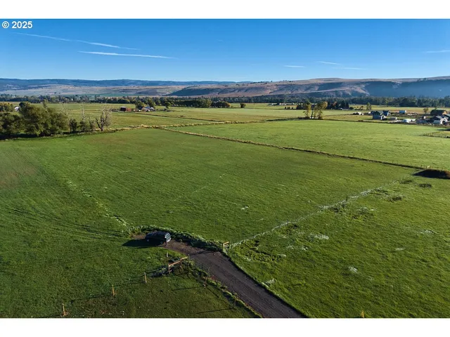 a view of an ocean and beach