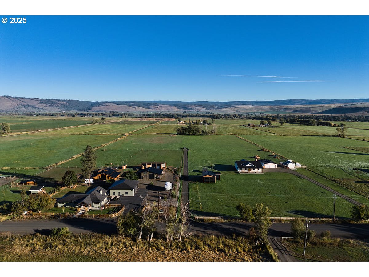 Upper Diamond Lane Wallowa, OR 97885 - Photo 3 of 13 a view of a city with ocean view
