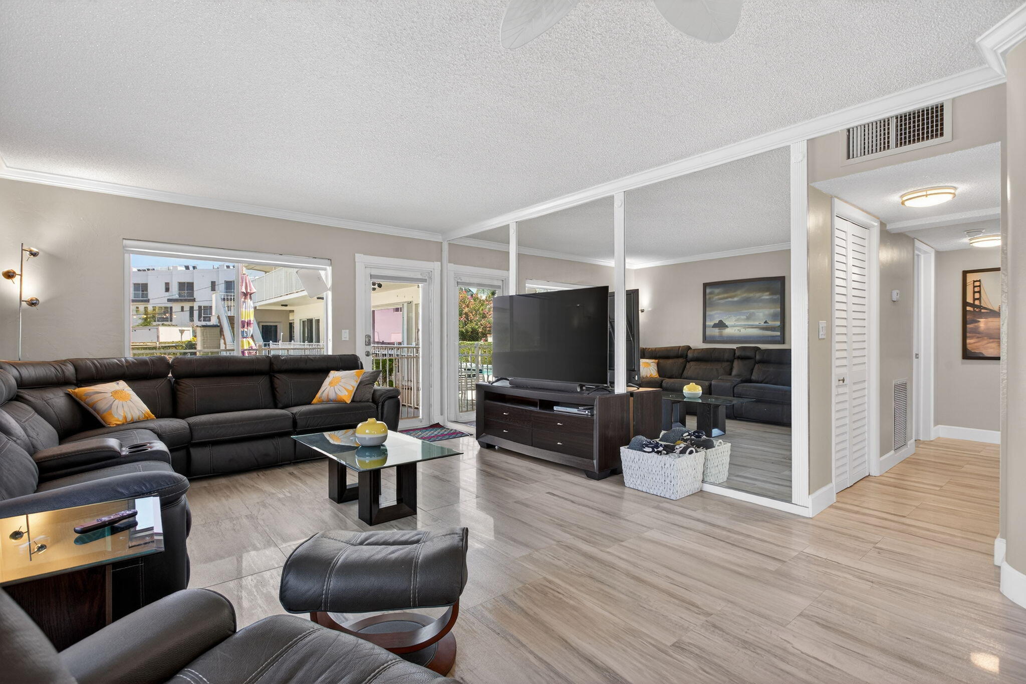 999 North Riverside Drive, Unit 2 Pompano Beach, FL 33062 - Photo 3 of 17 13-web-or-mls-999-8523