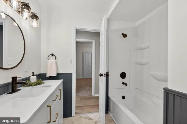 $395,000 | 2472 Leaman Road, Ronks, PA 17572