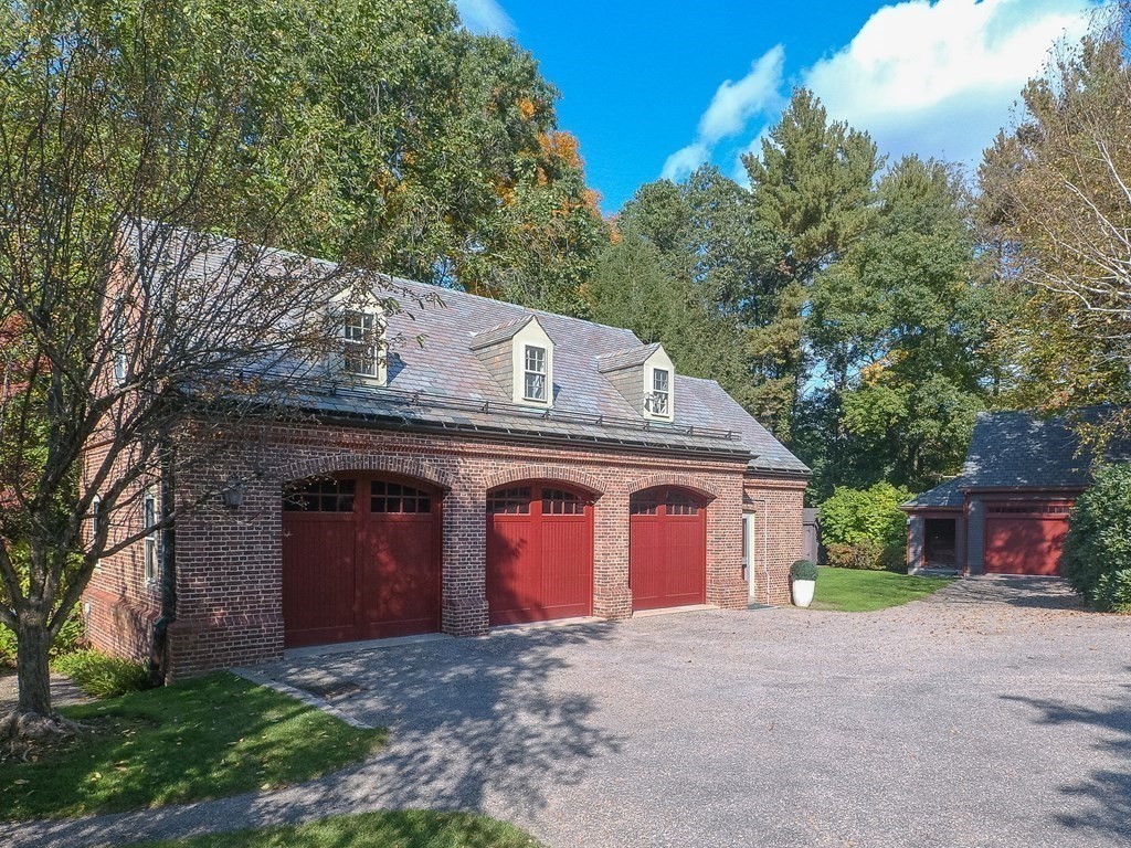 325 Nashawtuc Road Concord, MA 01742 - Photo 29 of 39 Gallery Image 29