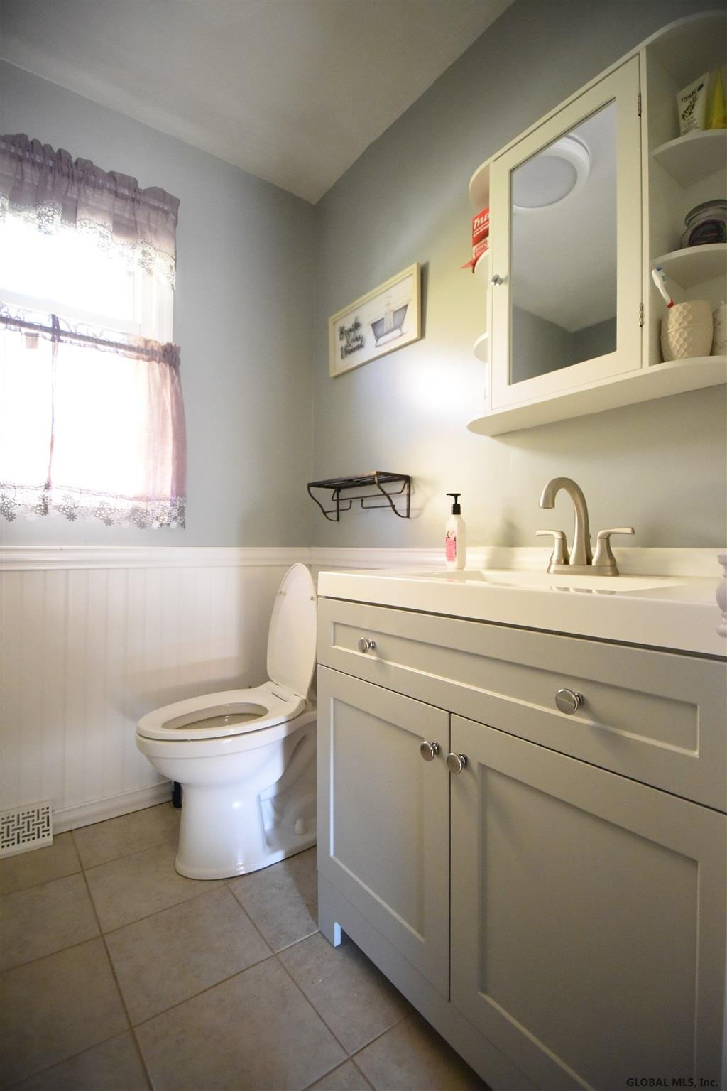 26 Haystack Road Clifton Park, NY 12065 - Photo 16 of 36 Photo 16