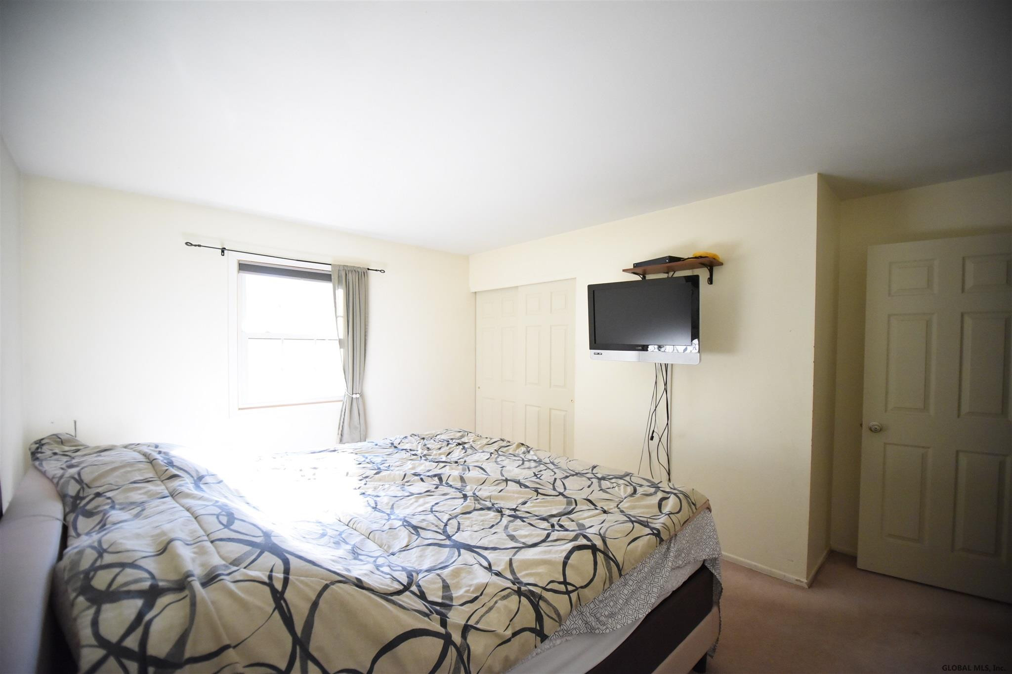 26 Haystack Road Clifton Park, NY 12065 - Photo 27 of 36 Photo 27