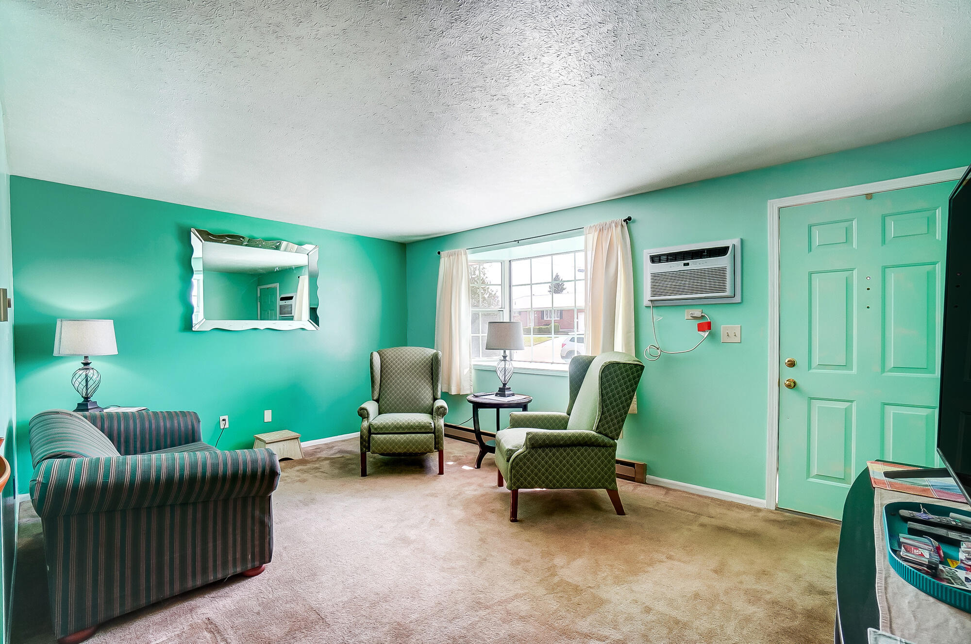 1054 Cheyenne Avenue Springfield, OH 45503 - Photo 4 of 19