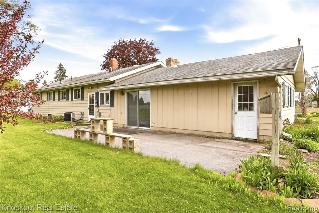 10051 Canada Road Birch Run, MI 48415 - Photo 37 of 54 Gallery Image 37