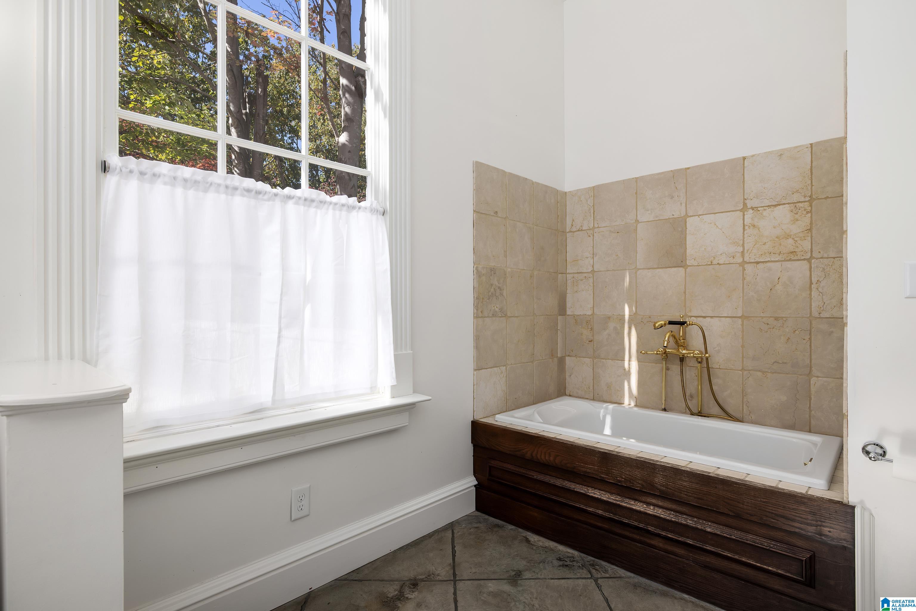 8015 Castlehill Road Birmingham, AL 35242 - Photo 23 of 91