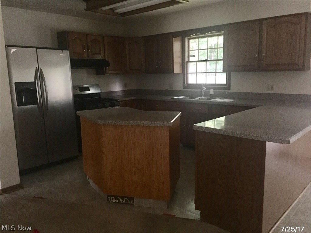 6790 Navarre Road Southwest Massillon, OH 44646 - Photo 7 of 14