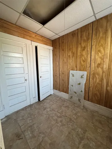 a view of a storage & utility room