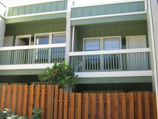 $1,300 | 1509 West 39th 1/2 Street, Unit 104, Austin, TX 78756