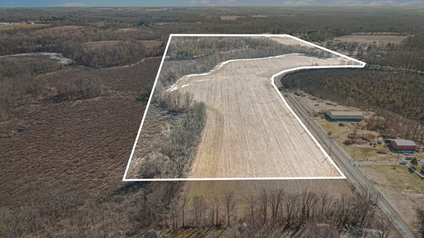 $619,900 | 67 67 1/2 Street, Hartford, MI 49057