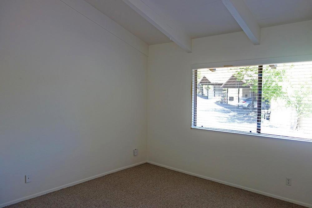 988 Miramonte Drive, Unit 7 Santa Barbara, CA 93109 - Photo 12 of 15 BDRM 2