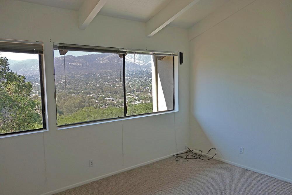 988 Miramonte Drive, Unit 7 Santa Barbara, CA 93109 - Photo 10 of 15 Master Bdrm