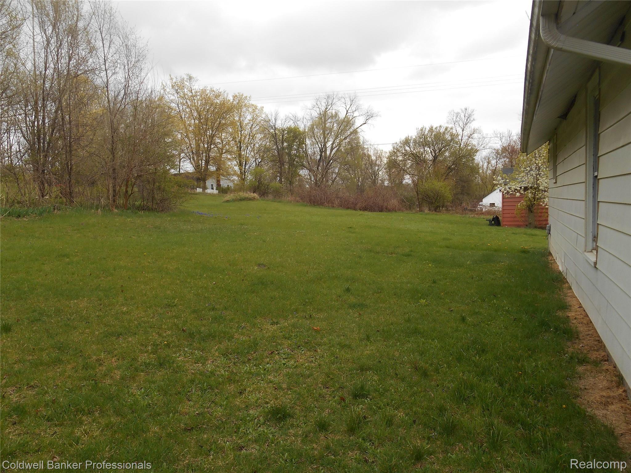 2280 Millville Road Lapeer, MI 48446 - Photo 26 of 27 DSCN2847.JPG