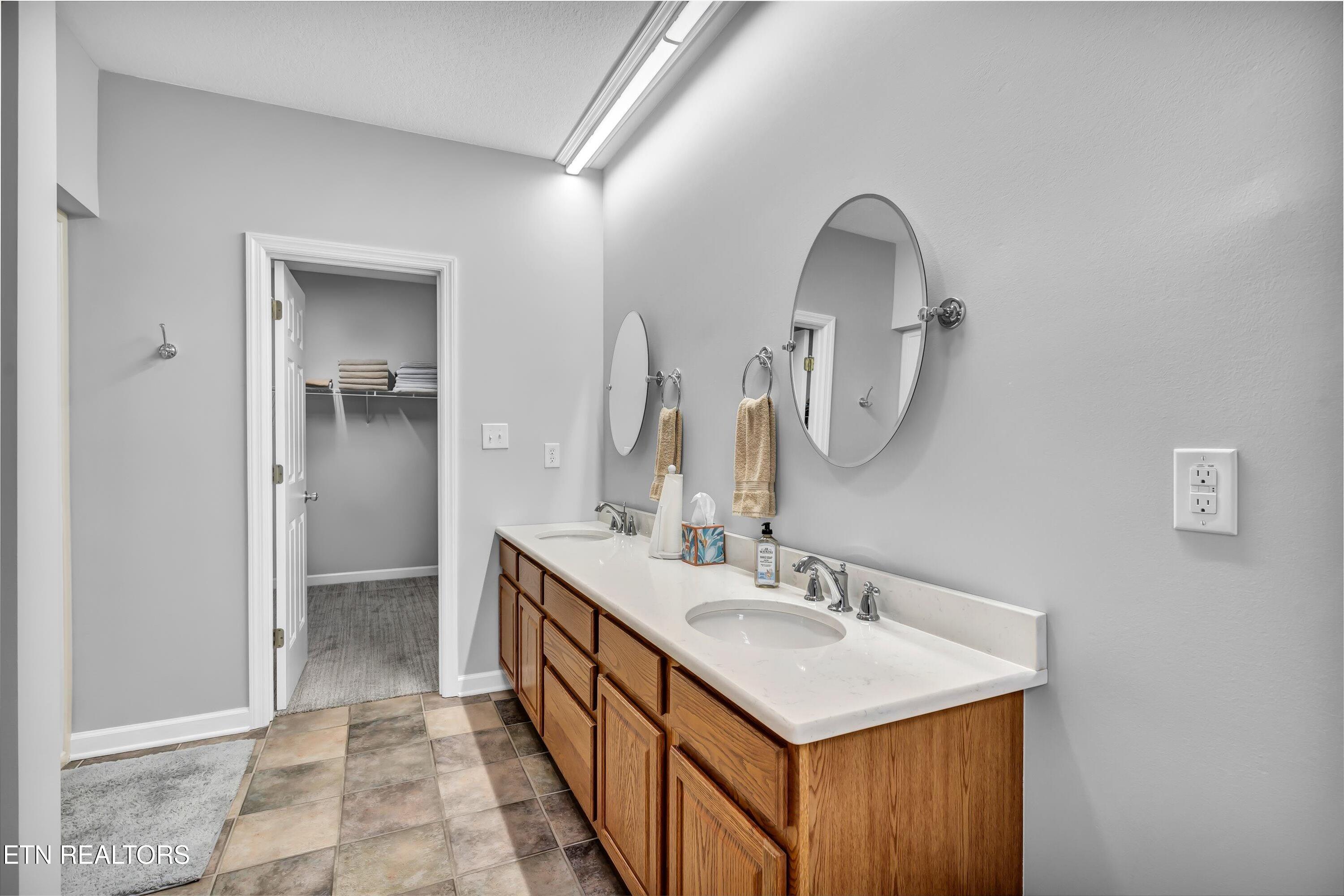 338 Pinnacle View Way, Unit 132 Gatlinburg, TN 37738 - Photo 20 of 40 21-338 Pinnacle View Way STE 132-21