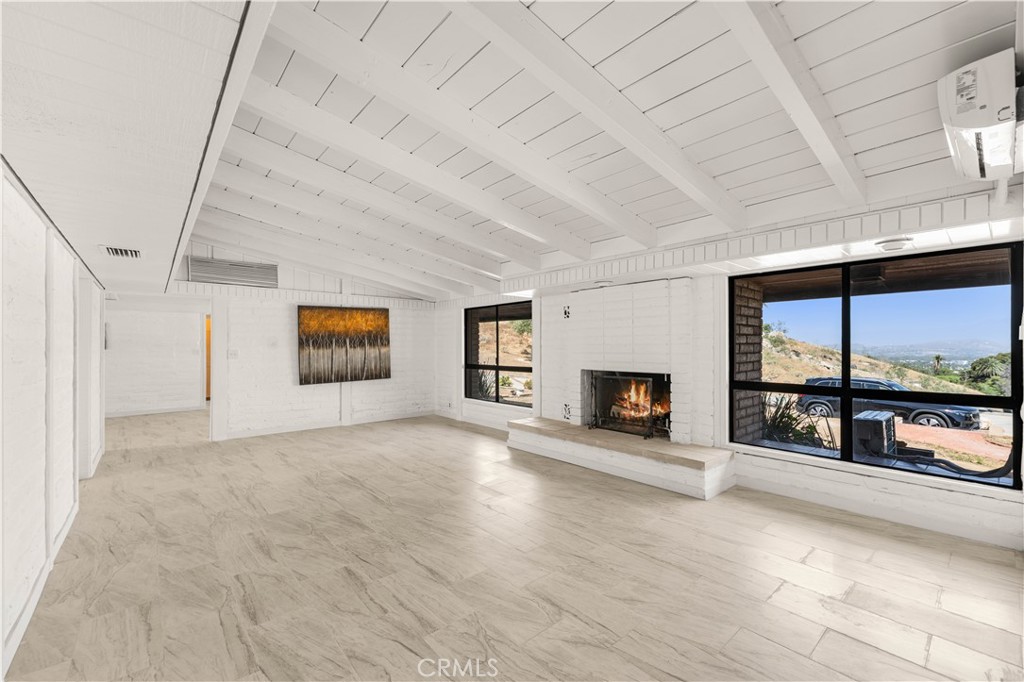 6308 Hawarden Drive Riverside, CA 92506 - Photo 8 of 40