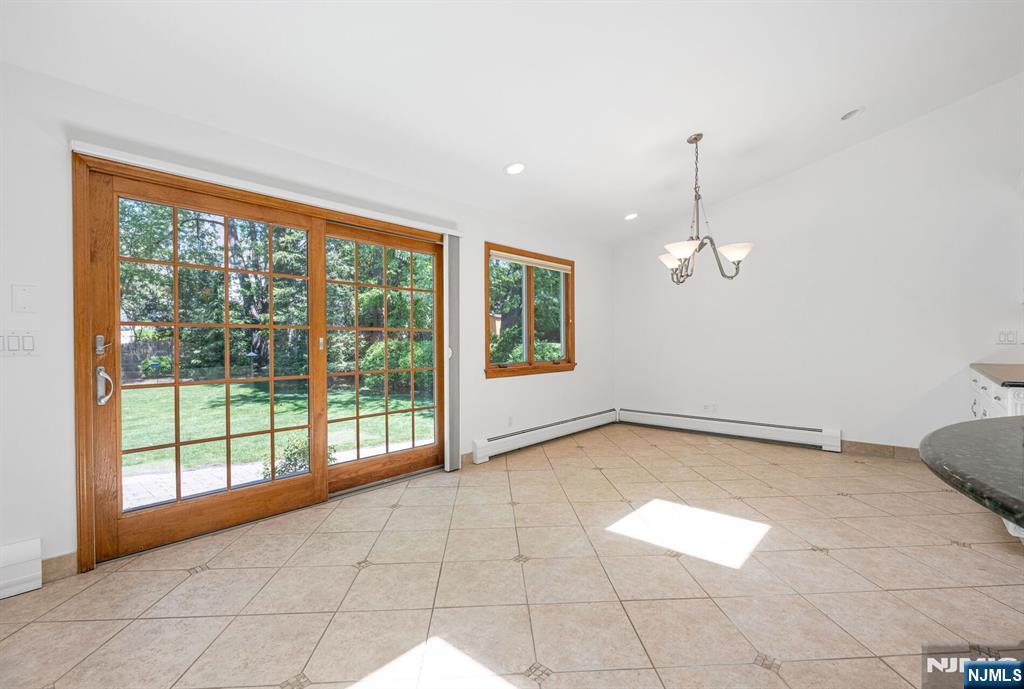 309 South Drive Paramus, NJ 07652 - Photo 22 of 50