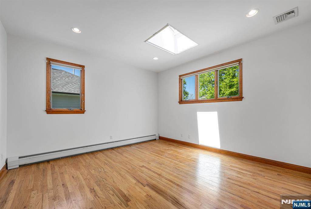 309 South Drive Paramus, NJ 07652 - Photo 38 of 50