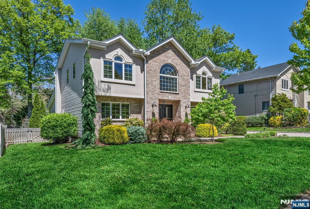 309 South Drive Paramus, NJ 07652 - Photo 49 of 50