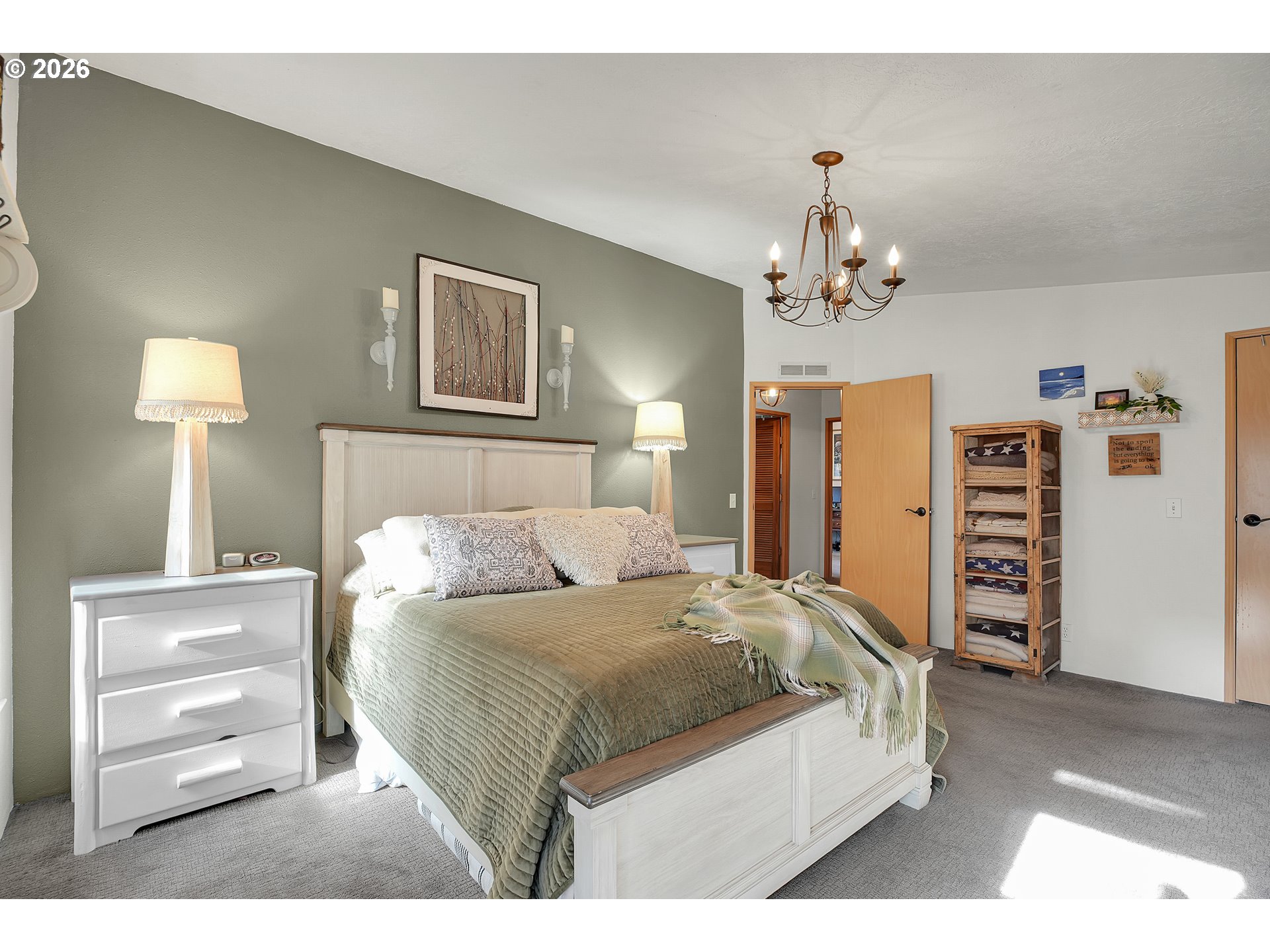 39444 Southeast Tumala Mountain Road Estacada, OR 97023 - Photo 19 of 48 Primary Bedroom