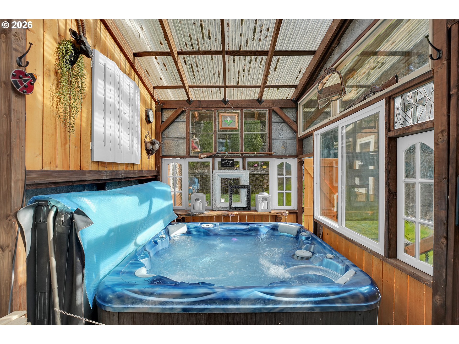 39444 Southeast Tumala Mountain Road Estacada, OR 97023 - Photo 31 of 48 Hot Tub