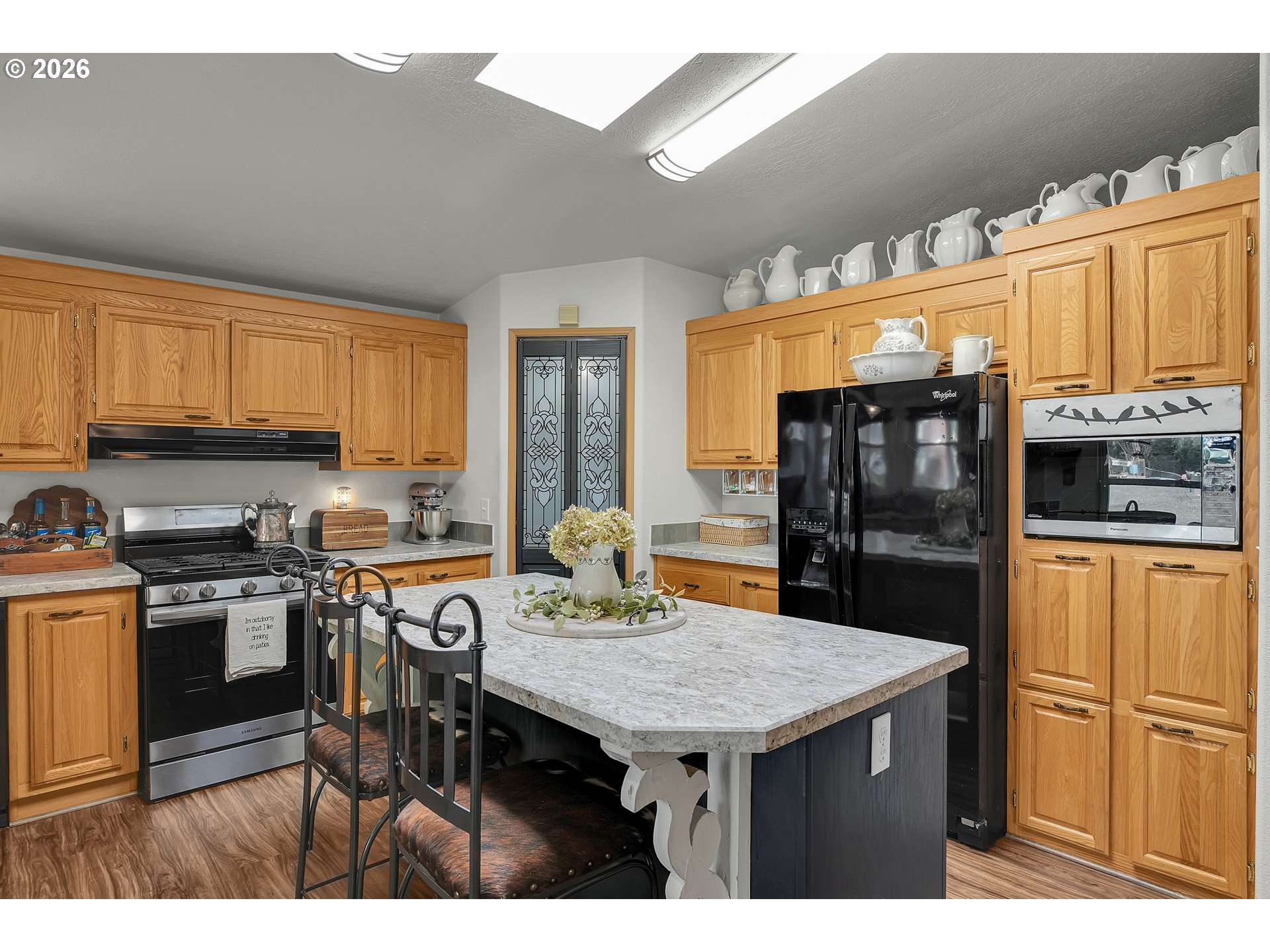 39444 Southeast Tumala Mountain Road Estacada, OR 97023 - Photo 8 of 48 Kitchen