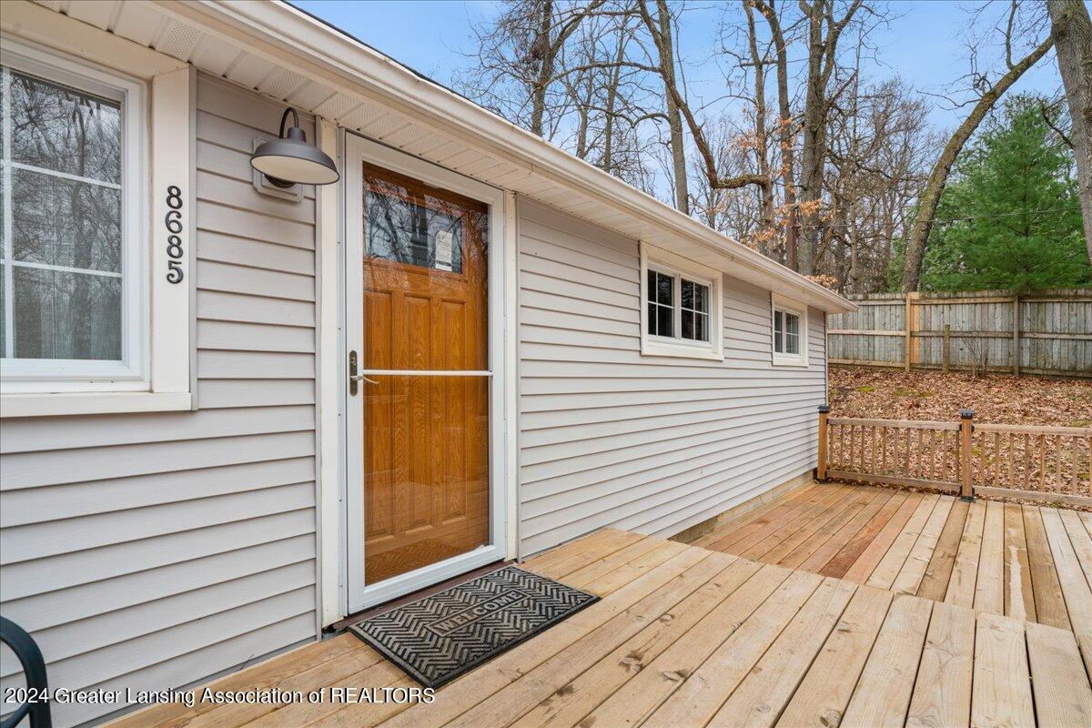 8685 Abbey Road Jackson, MI 49201 - Photo 3 of 32 09-Media Jett-16