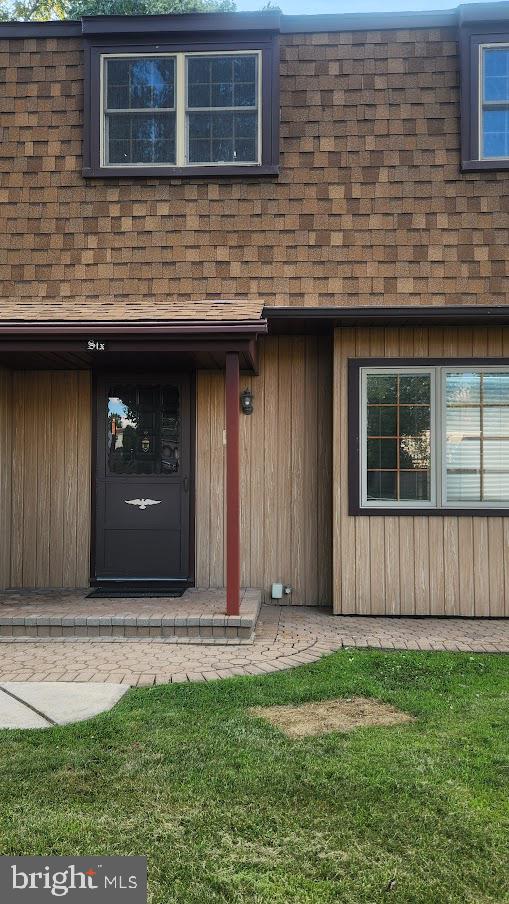 6 Cedar Creek Drive Clementon, NJ 08021 - Photo 14 of 14 a house view with a backyard space